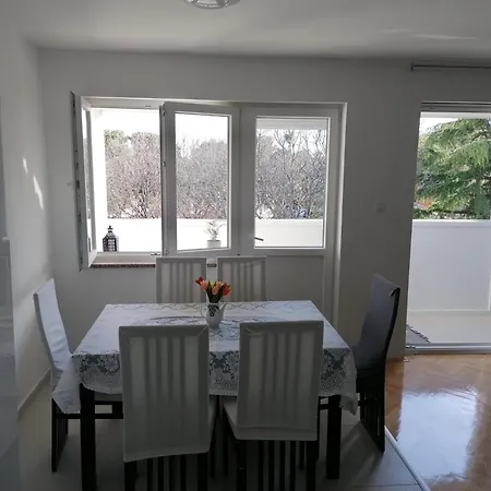 Sunny Spot Apartment Pula